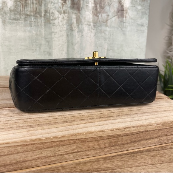 CHANEL CLASSIC FULL FLAP BLACK LAMBSKIN 24K GHW SMALL 🔥Like New!!!!🔥 - Picture 5 of 15